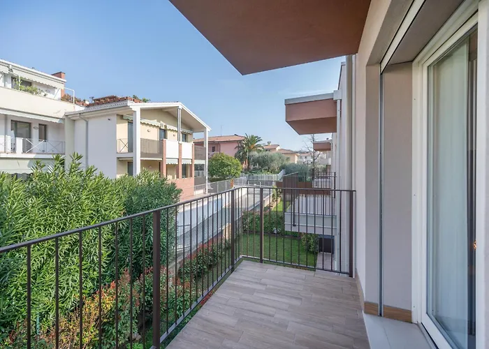 Sunbeam Terrace Bardolino