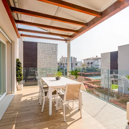 Sunbeam Terrace *